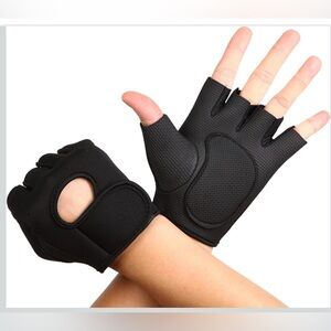 Women’s Fitness Gloves BNWOT